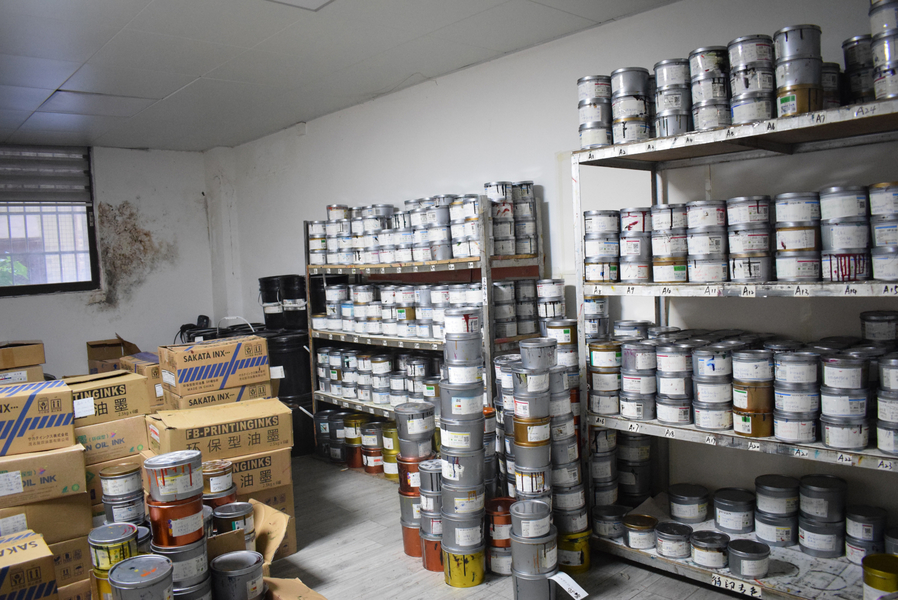 GUANGZHOU YM PACKAGE PRODUCTS CO.,LTD. ligne de production du fabricant