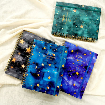 Cahier personnalisé sur mesure avec spécifications standard et option d'illustration de couverture personnalisée