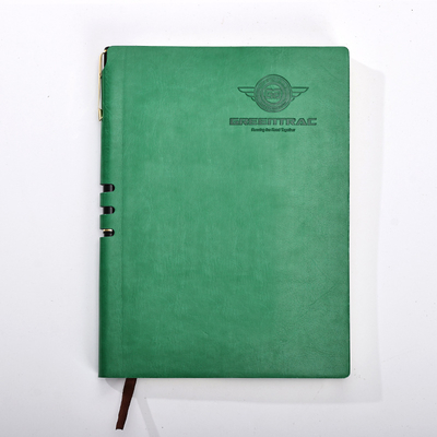 100 pages de carnet de journaux personnalisé avec une technique de conception en relief et durable