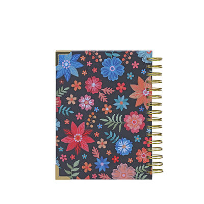 Prise de notes professionnelles rendue facile avec un carnet de journaux personnalisé